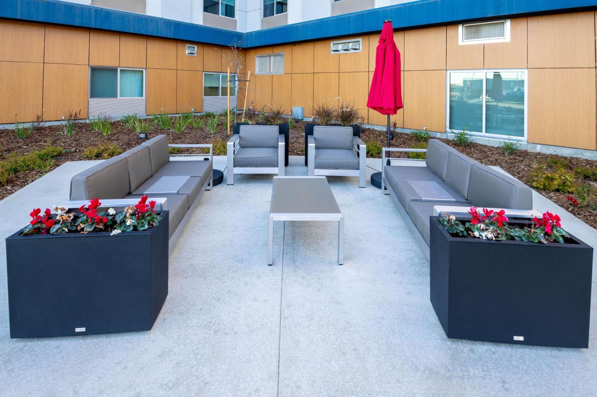 Hampton Inn Selma, Ca Exterior photo